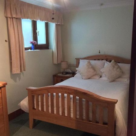 Room In Guest Room - Orchard Manor, Fore Street, Probus, Cornwall Truro Exterior foto